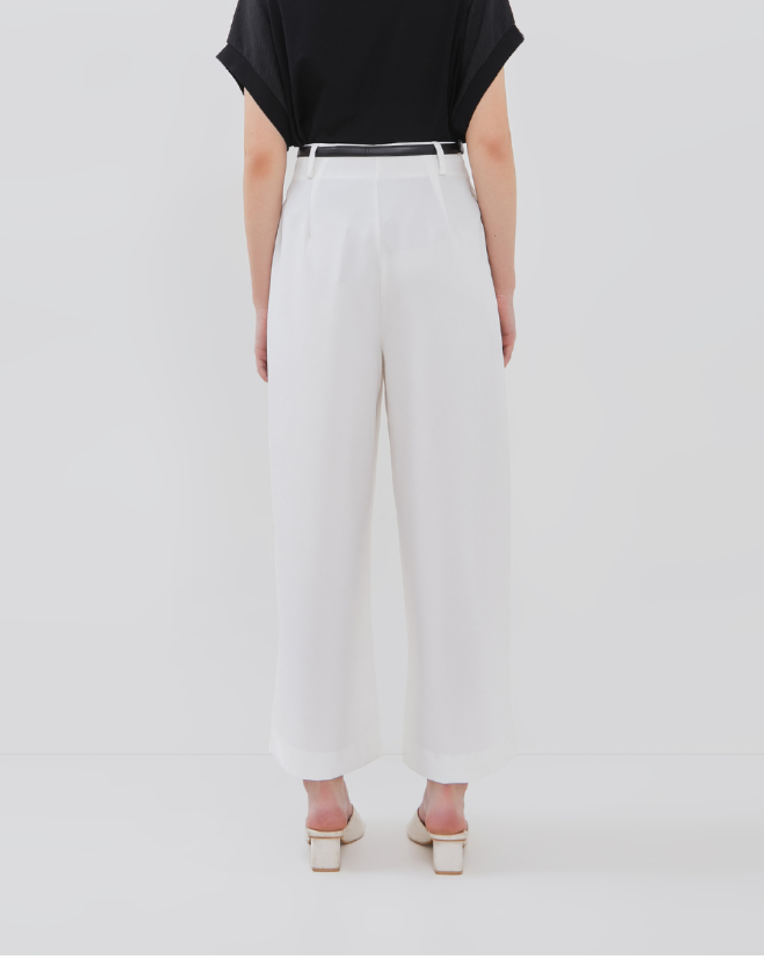 Maelle Pants - Professional and Casual Style