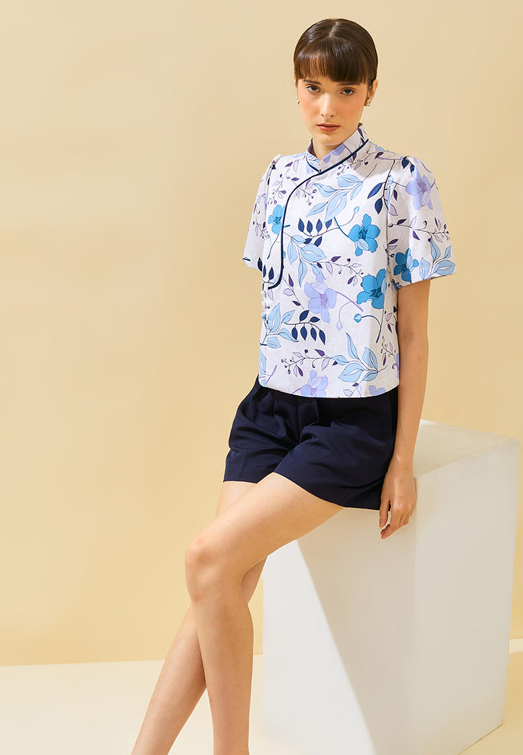 Aubrie Top – Printed Puff Sleeve Shirt with Crystal Leaf Button in Blue (Pre-Order)