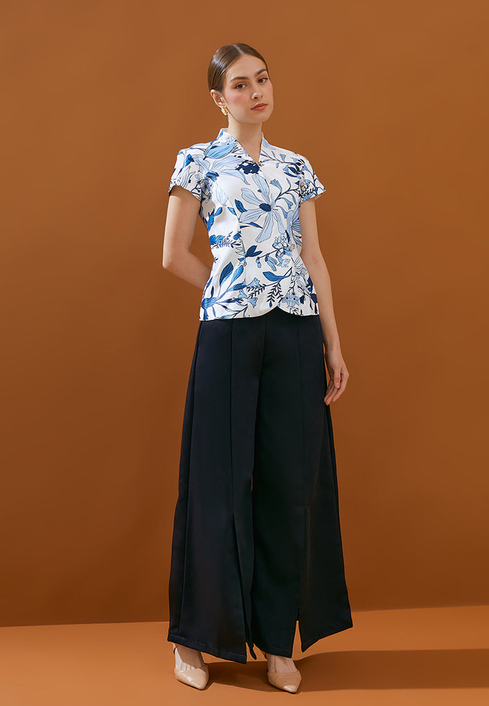 Courtney Top - Slim Fit Floral Print Top (Pre-Order)