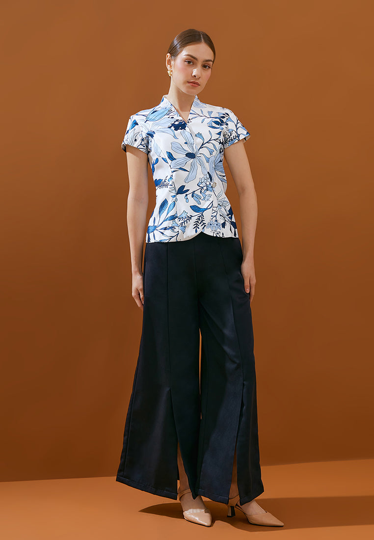 Courtney Top - Slim Fit Floral Print Top (Pre-Order)