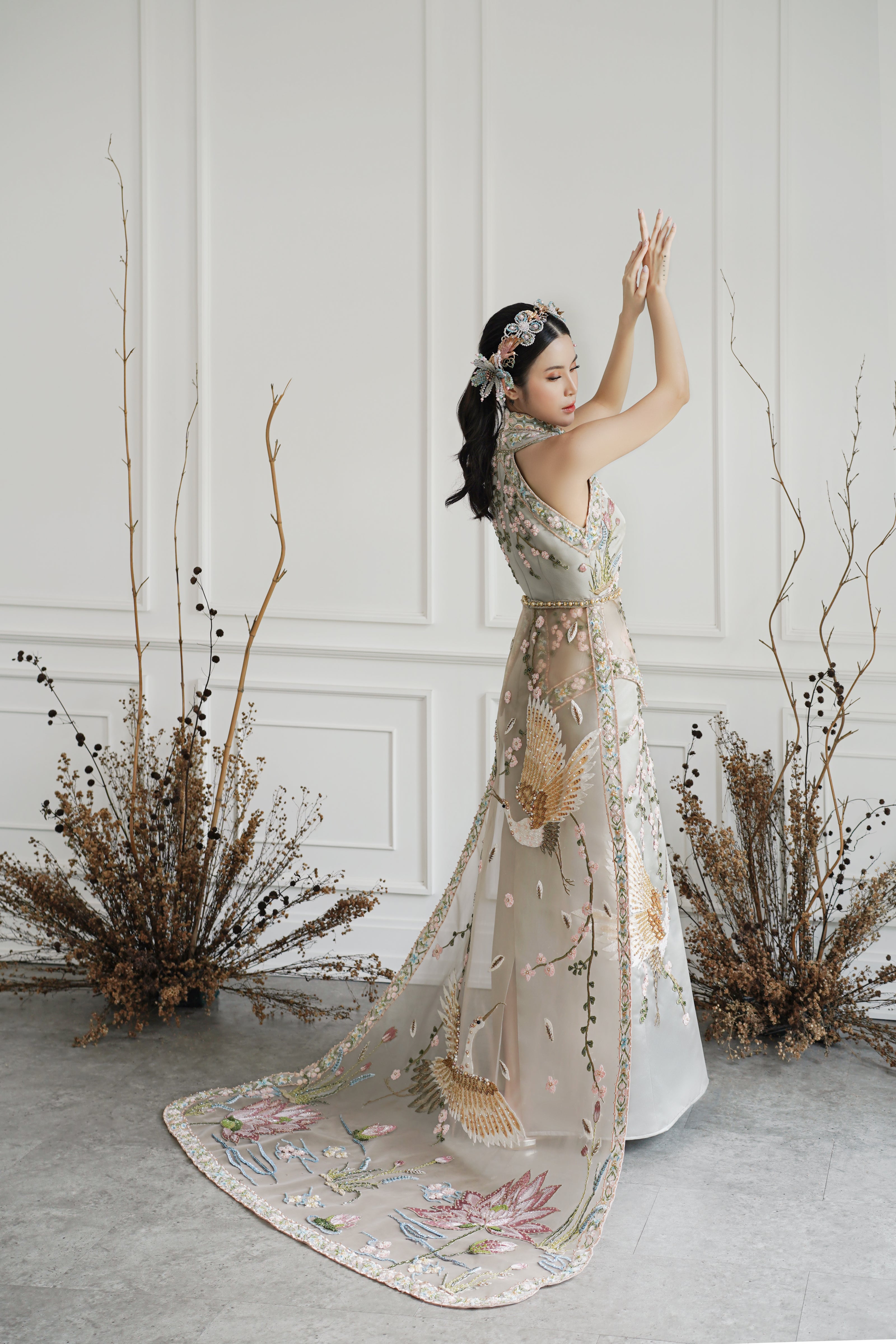 Theesya Sangjit Dress (Rent)