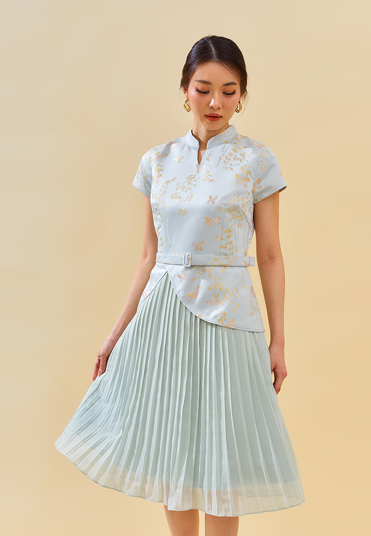 Kelsey Dress - Fit & Flared Midi Dress