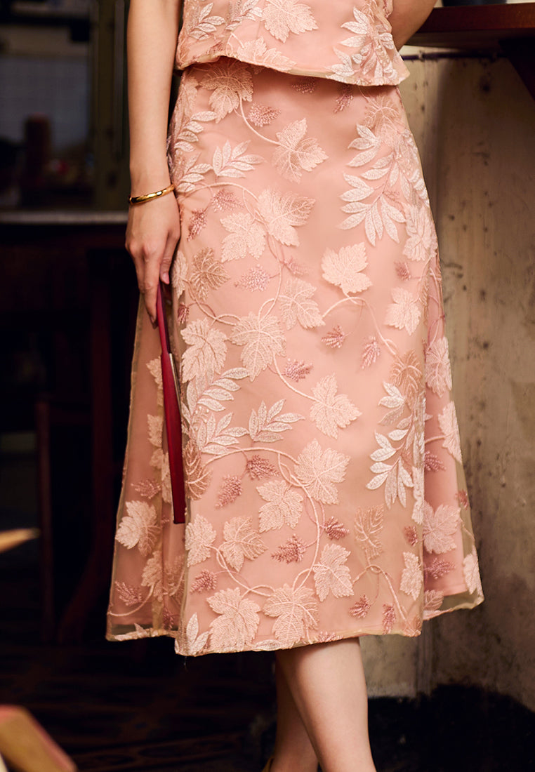 Mannie Skirt – Embroidered Leaf Tulle Lace Midi Flared Skirt in Pink