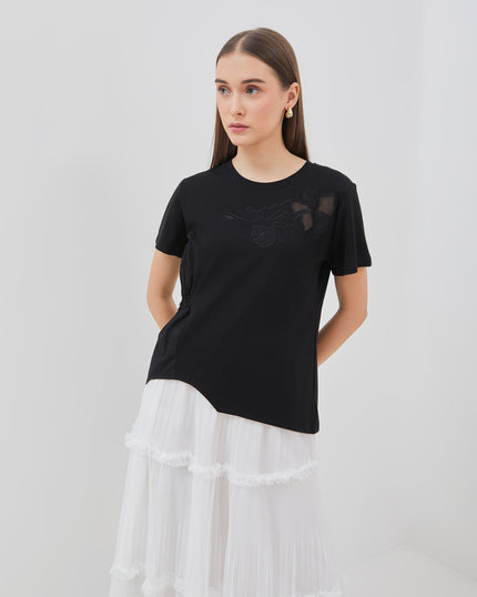 Floria Top - Casual Top with Floral Embroidery