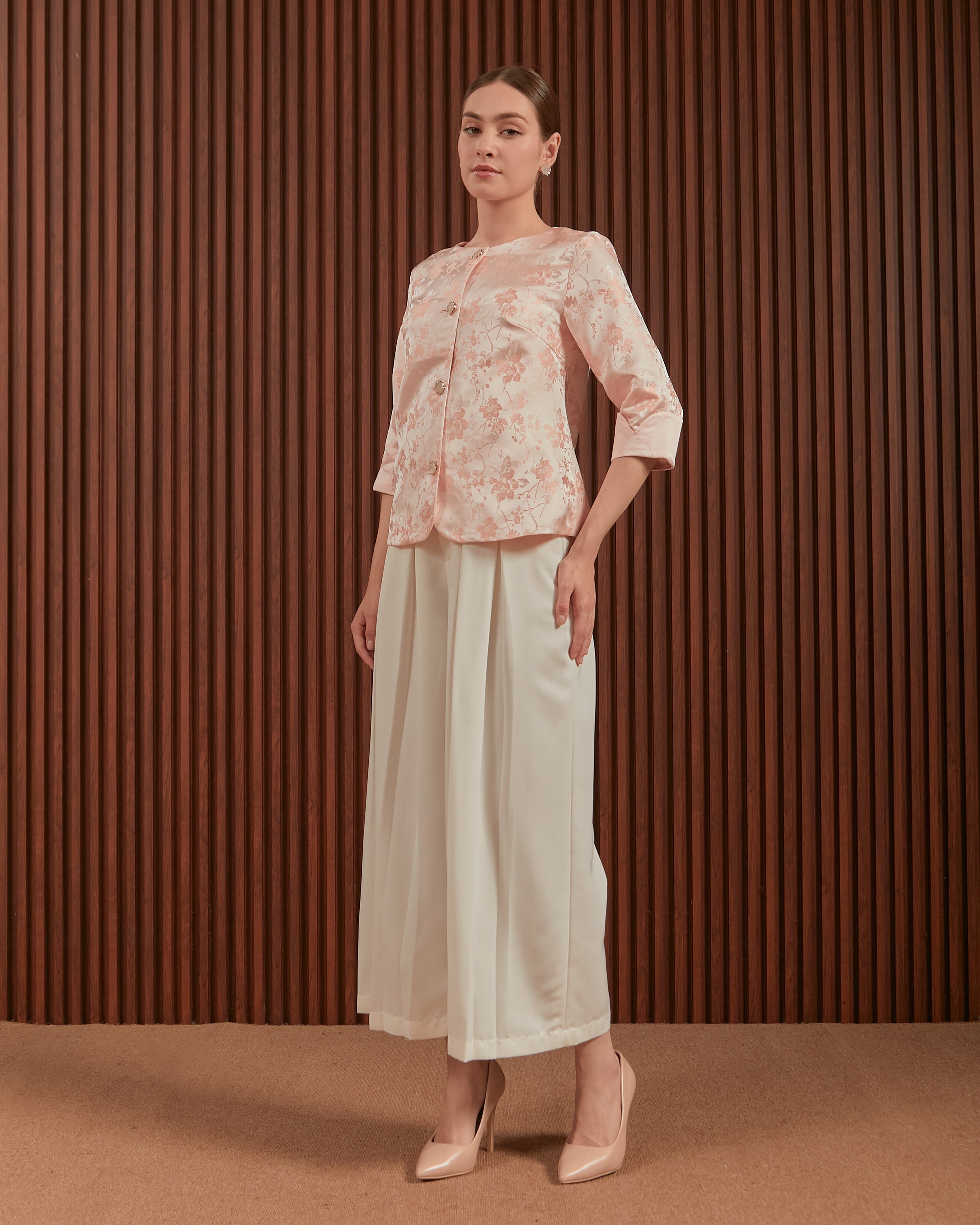 Hilary Outer in Pink & Gold - Floral Women Jacquard Outer