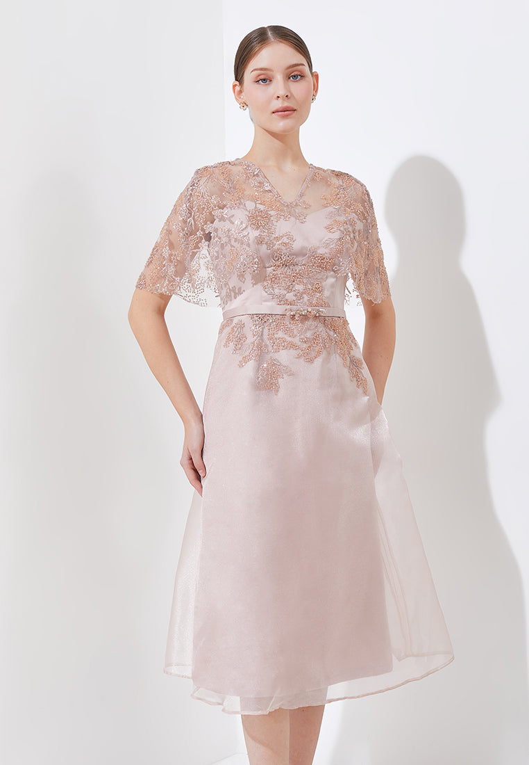 Raphelie Dress - Timeless Charm Meets Modern (Pre-order)