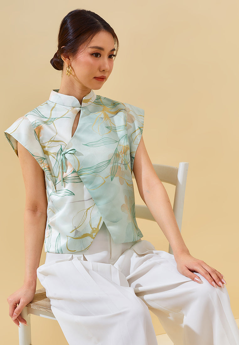 Yuri Cheongsam Top - Flower Printed Top with Mandarin Collar