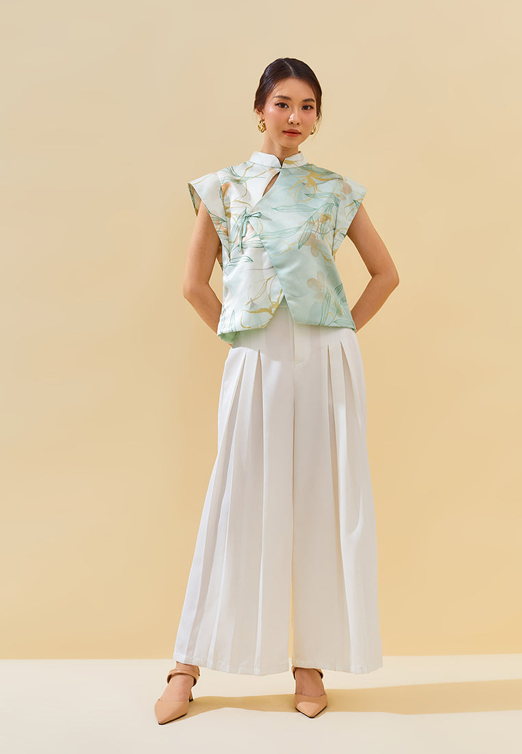 Yuri Cheongsam Top - Flower Printed Top with Mandarin Collar