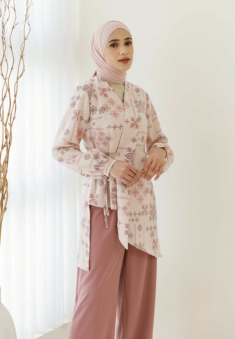 Zelian Top (Pre-Order)