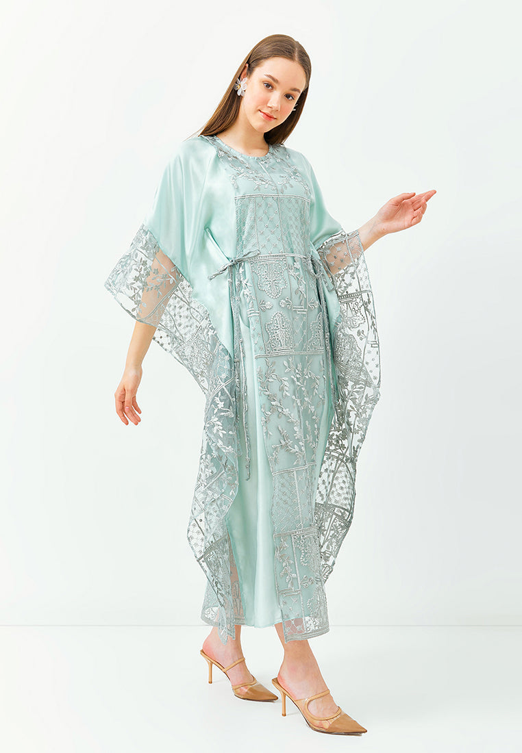 Roya Kaftan