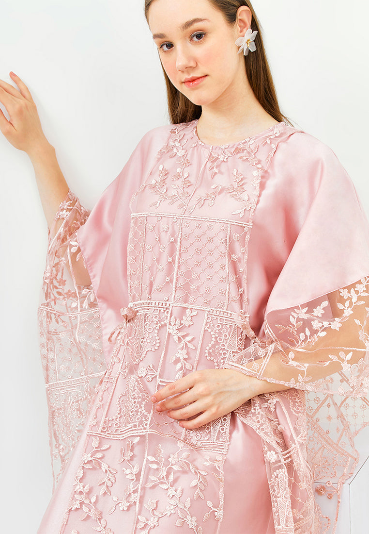 Roya Kaftan